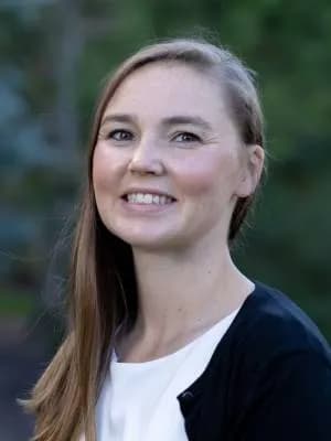 Dr. Jessica Pullan